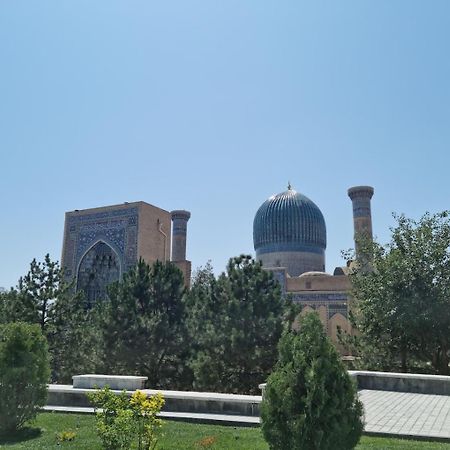 Samarkand Imron Hotel Екстериор снимка
