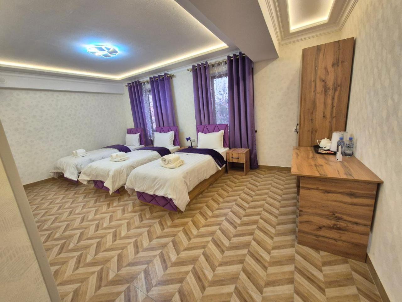 Samarkand Imron Hotel Екстериор снимка