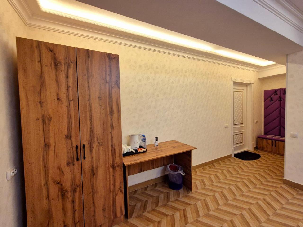 Samarkand Imron Hotel Екстериор снимка