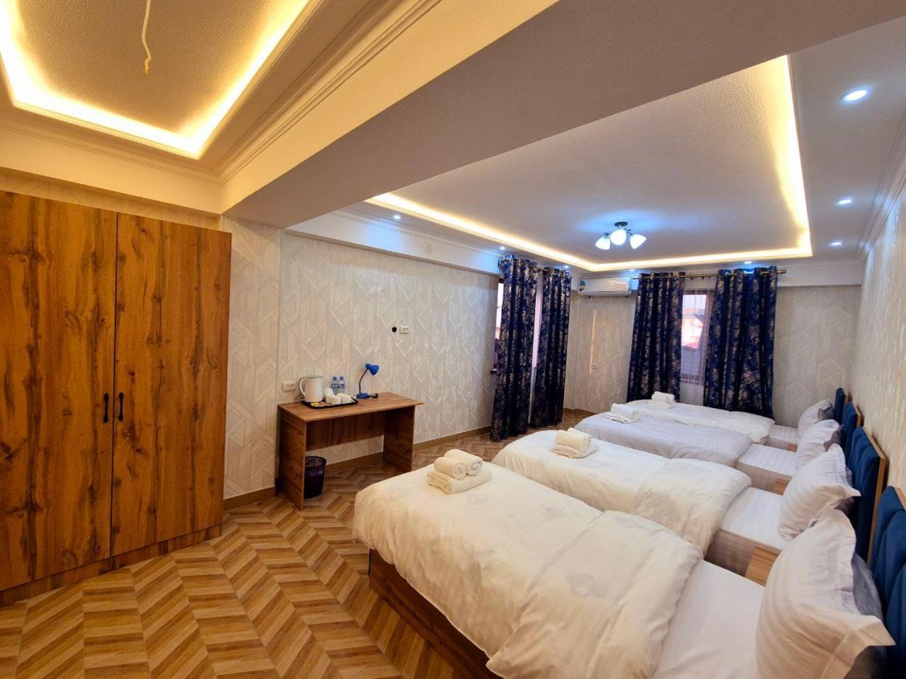 Samarkand Imron Hotel Екстериор снимка