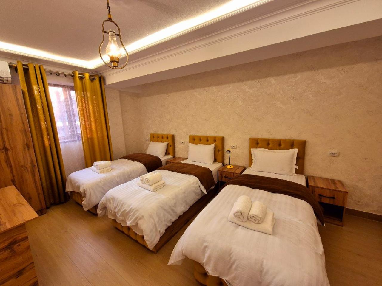 Samarkand Imron Hotel Екстериор снимка
