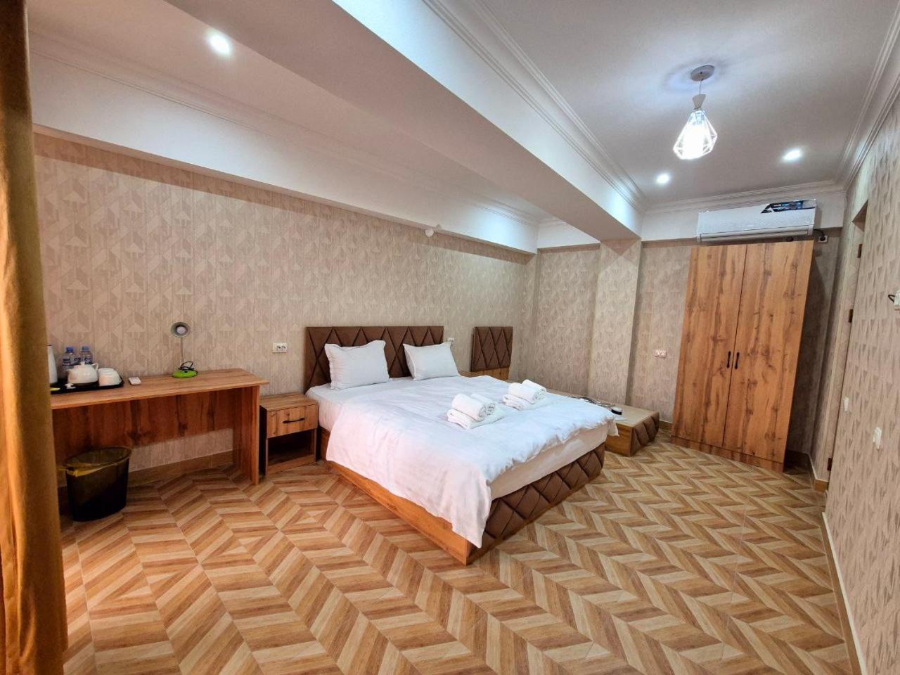 Samarkand Imron Hotel Екстериор снимка