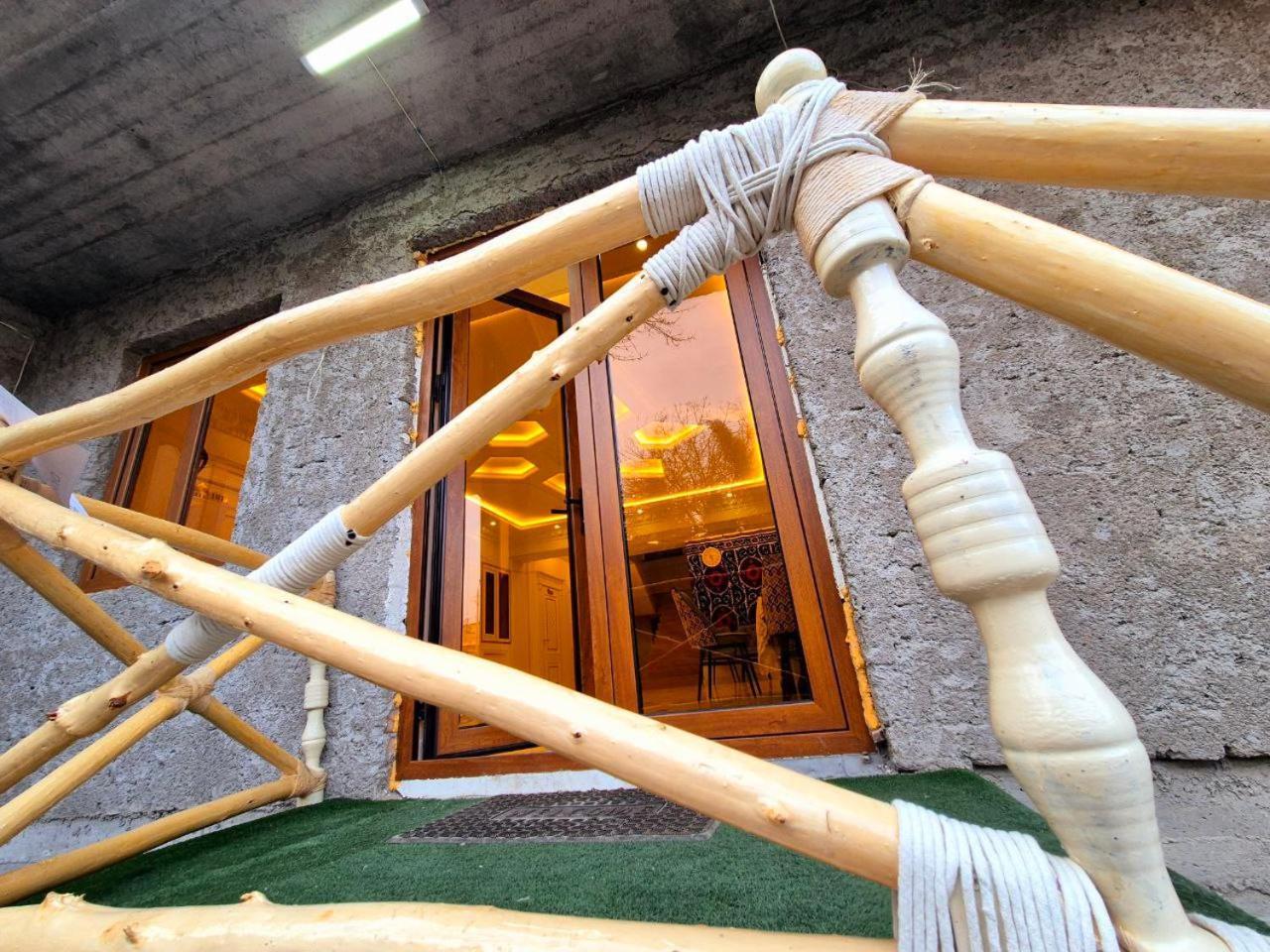 Samarkand Imron Hotel Екстериор снимка