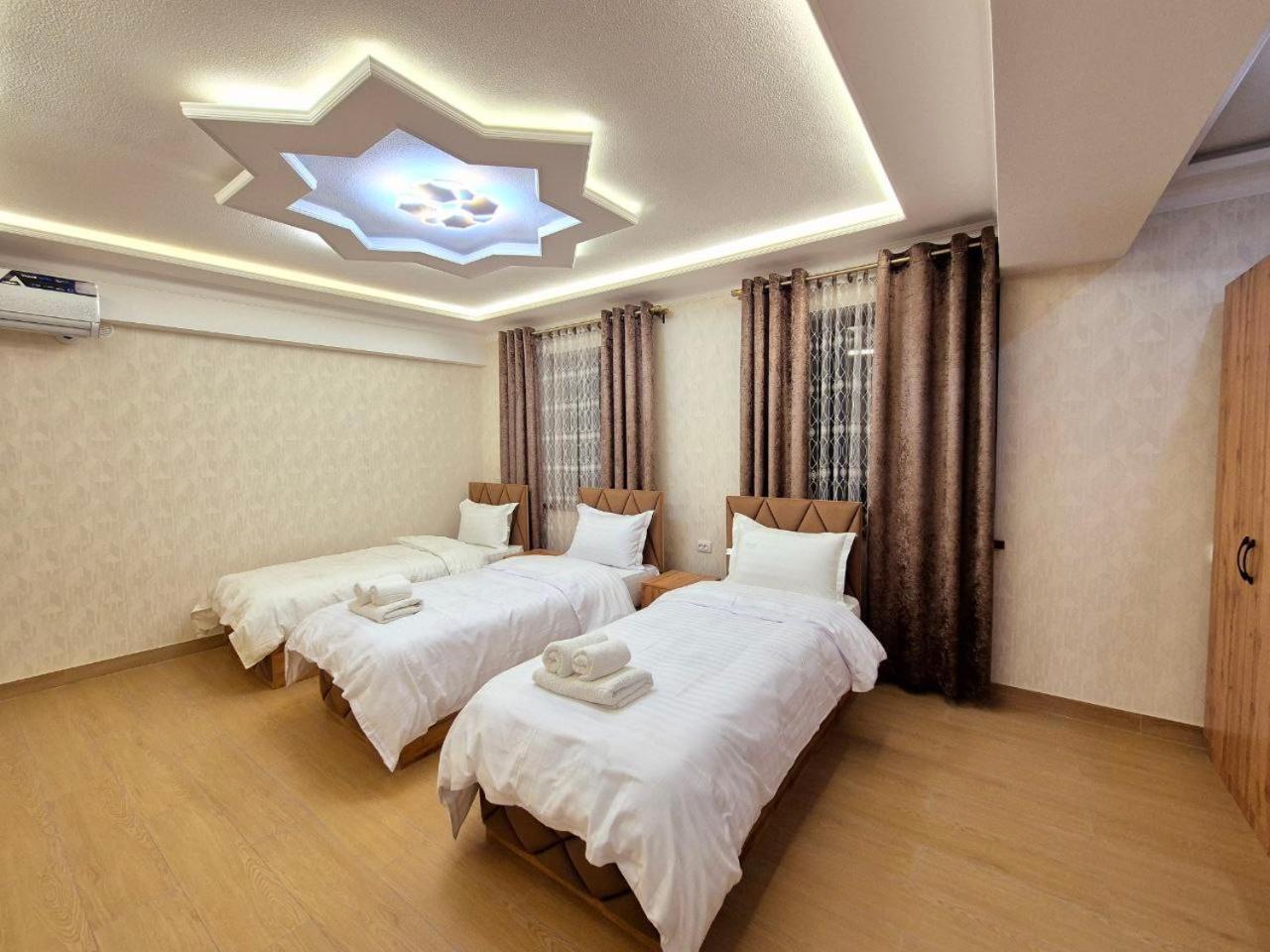 Samarkand Imron Hotel Екстериор снимка