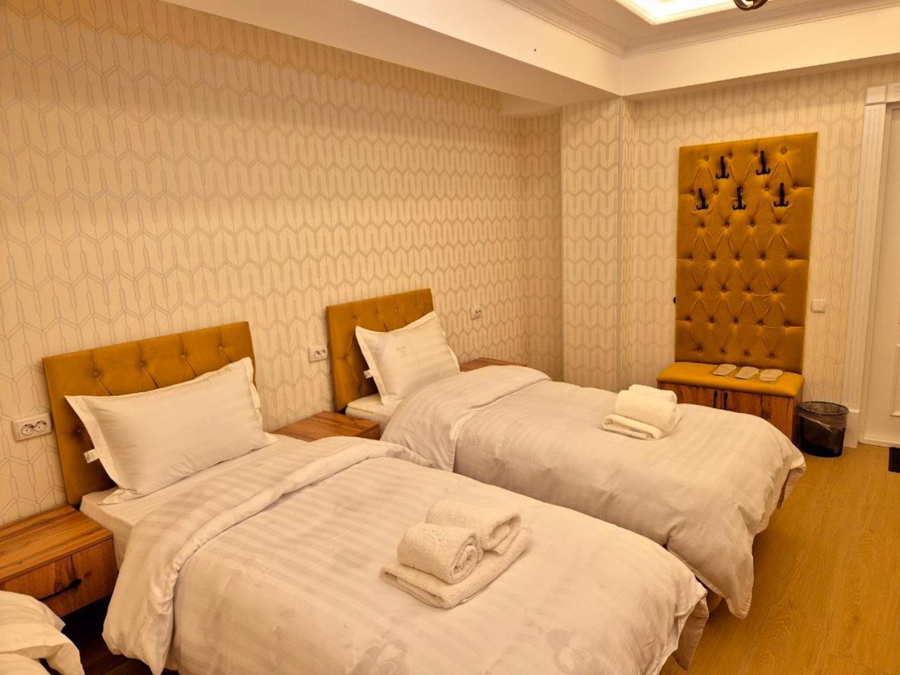 Samarkand Imron Hotel Екстериор снимка