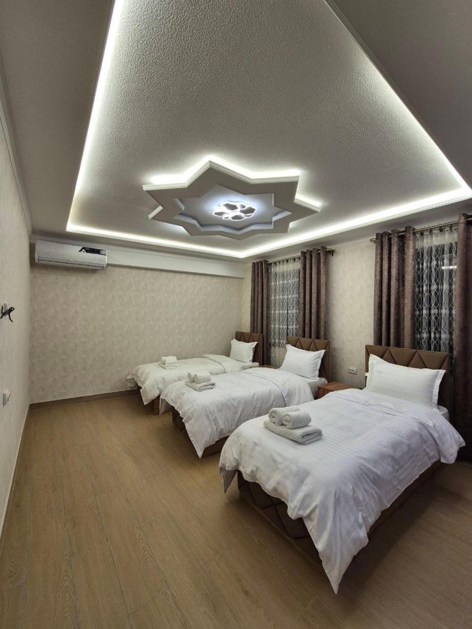 Samarkand Imron Hotel Екстериор снимка