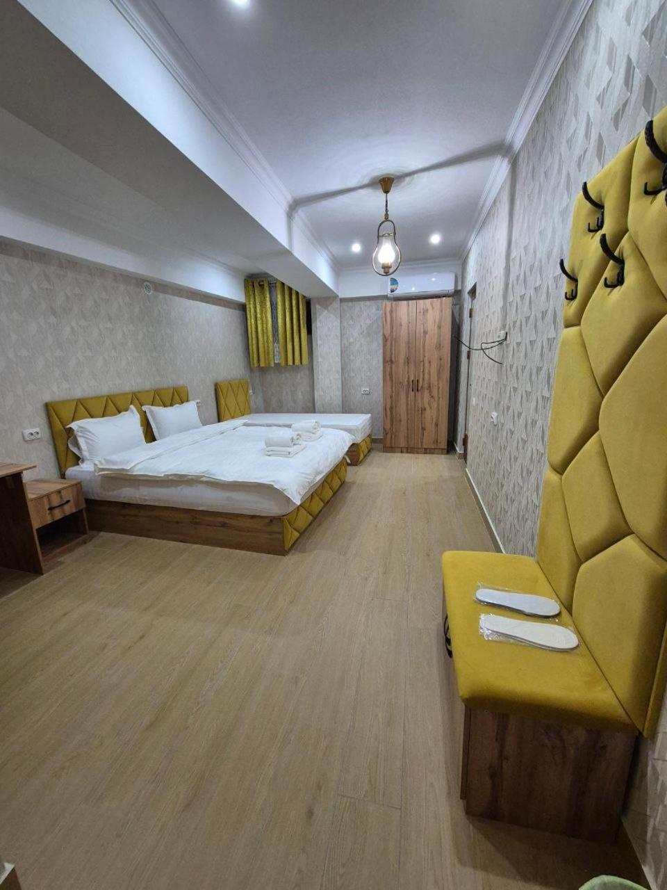 Samarkand Imron Hotel Екстериор снимка