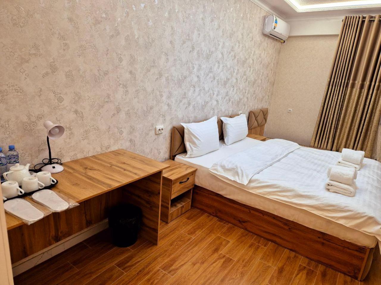 Samarkand Imron Hotel Екстериор снимка