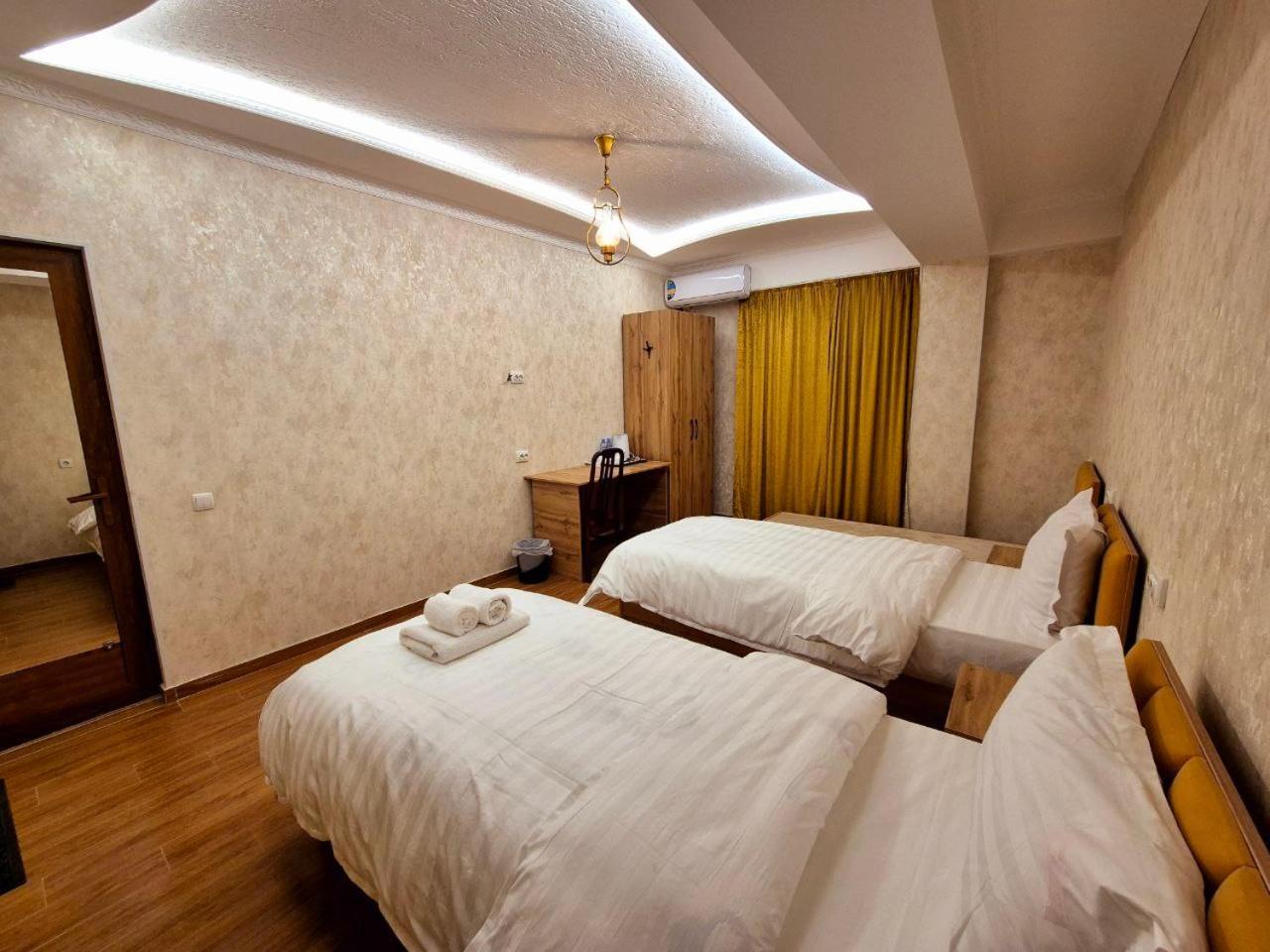 Samarkand Imron Hotel Екстериор снимка