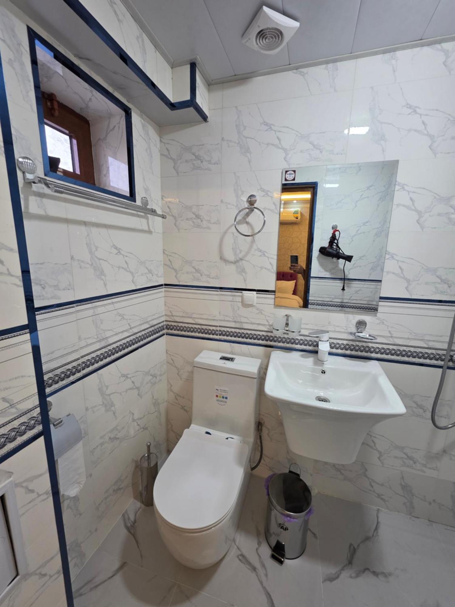 Samarkand Imron Hotel Екстериор снимка
